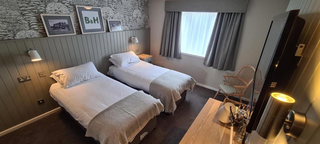 Boat & Horses Inn Олдъм Екстериор снимка